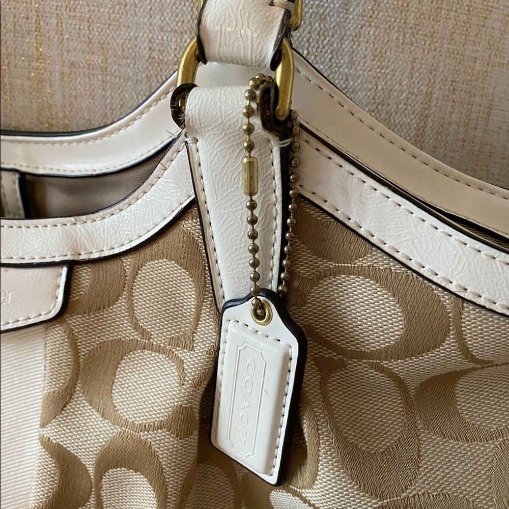Brand New COACH Devine, new with tags. - Picture 10 of 10
